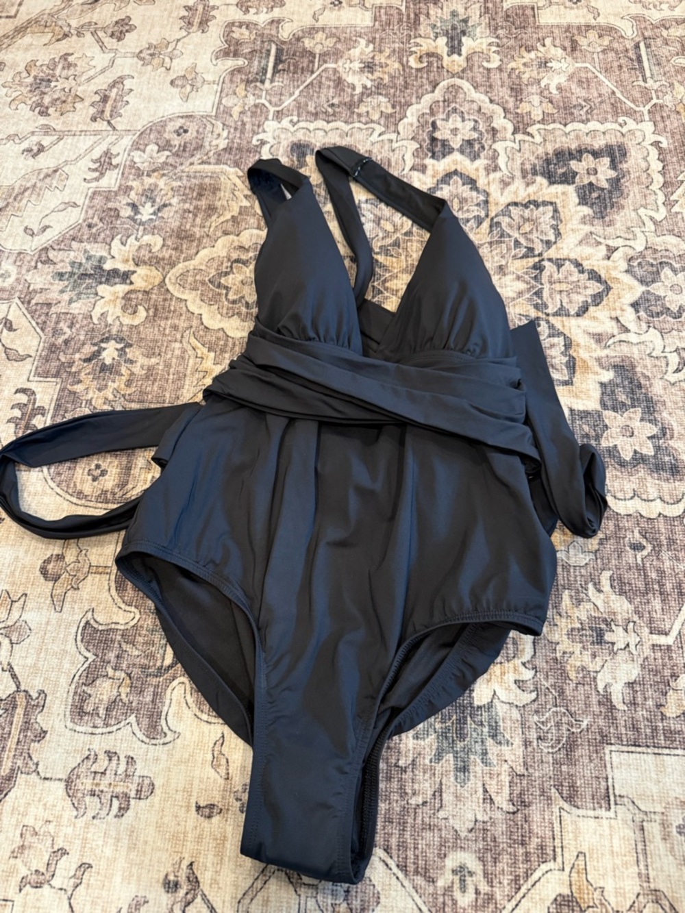 Jantzen black one piece, size 10 NWT
